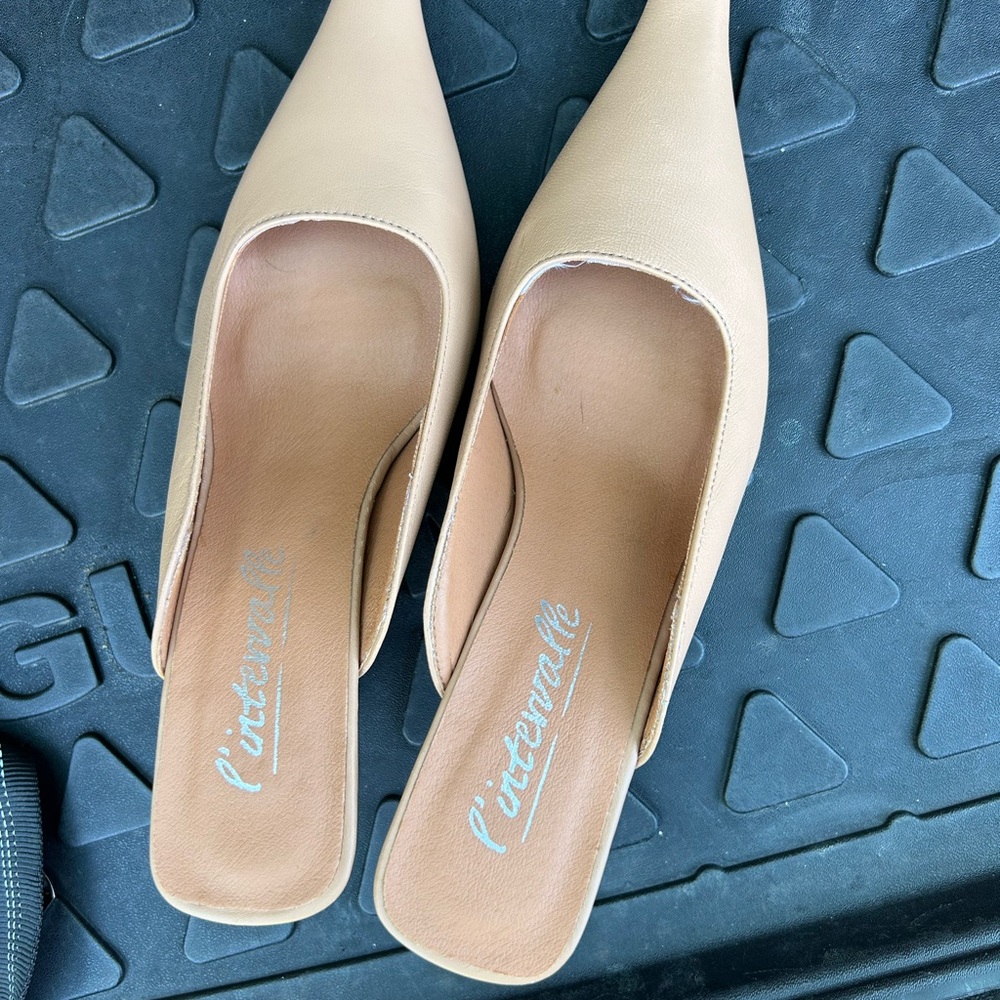 L'INTERVALLE Cream Mules